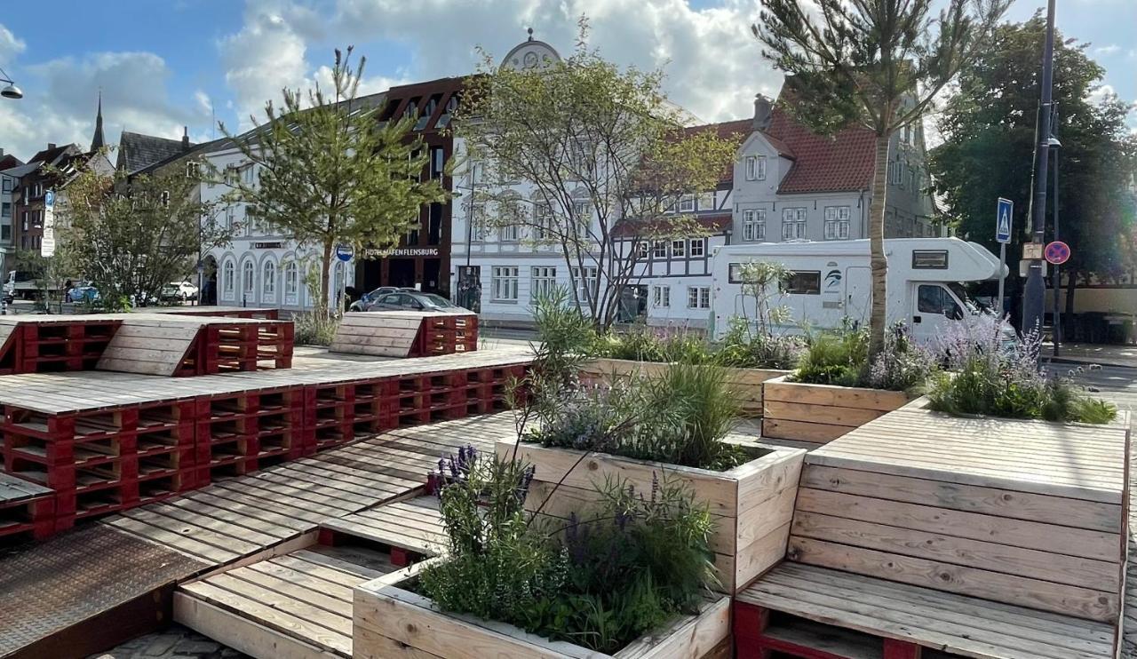 Burghofdrei Hygge & Zentral P-Platz Streaming Apartment Flensburg Luaran gambar